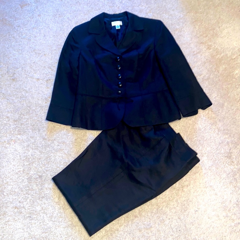 ANNE TAYLOR LOFT Suit (2 - Piece)
